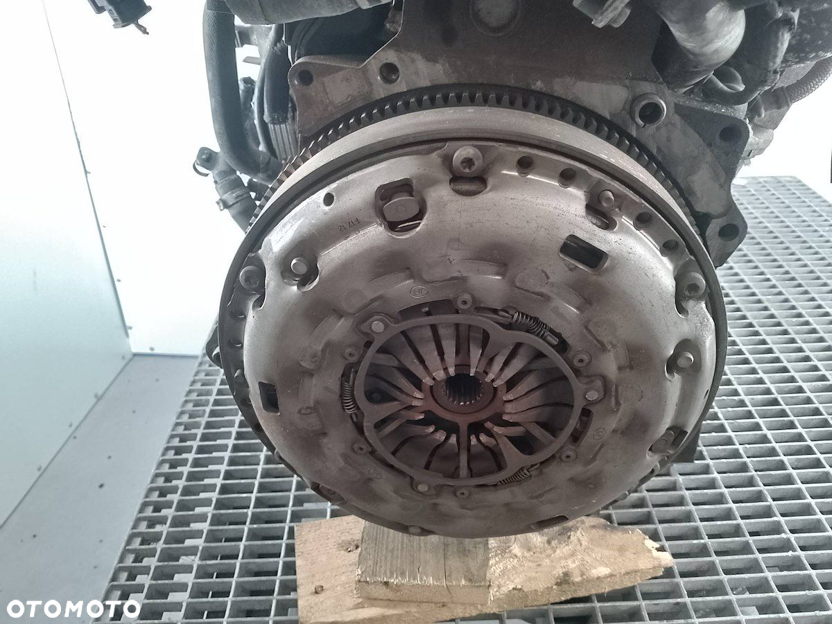SILNIK CITROEN C4 PICASSO RH02  10DYYF 2.0 hdi - 6