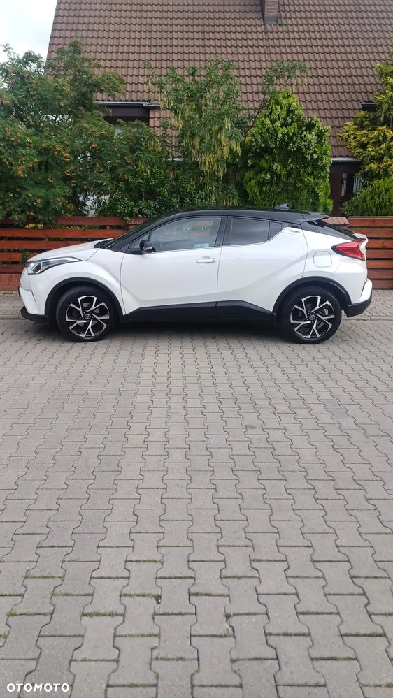 Toyota C-HR 1.2 T Dynamic - 1