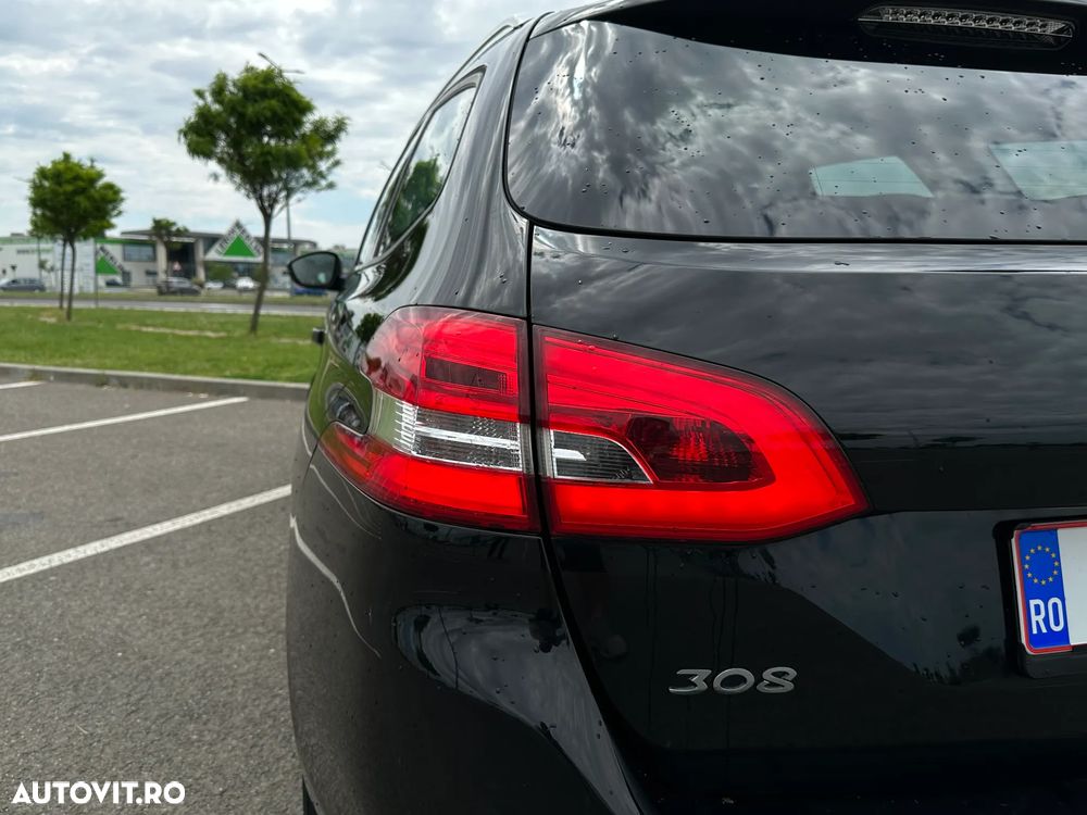 Peugeot 308 PureTech 110 Stop & Start Active - 11