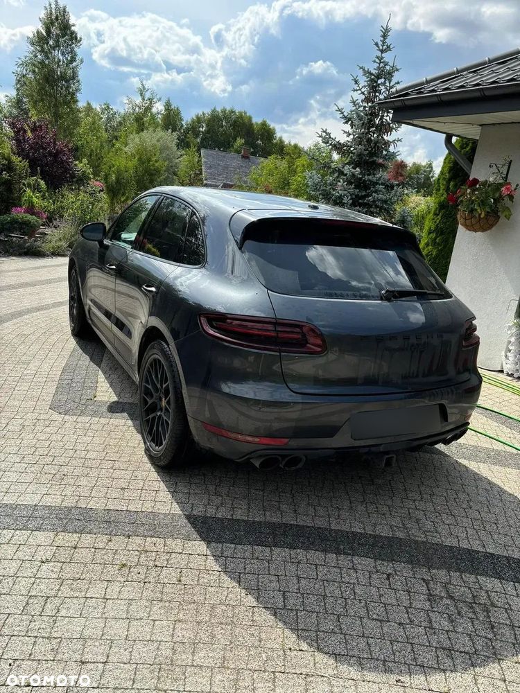 Porsche Macan GTS - 3