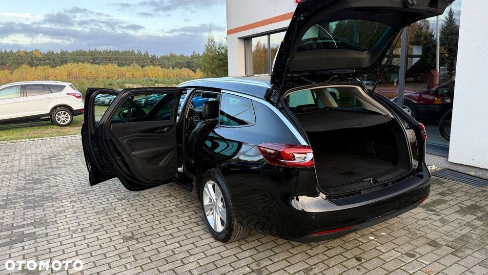 Opel Insignia - 16