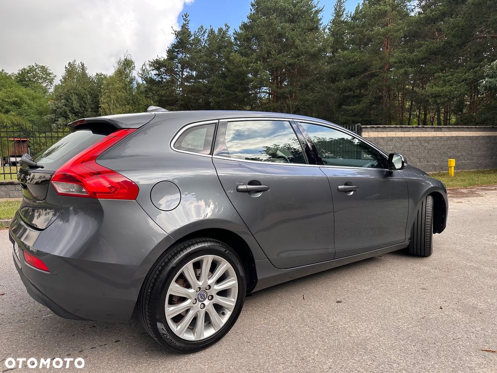 Volvo V40 D2 Summum - 6