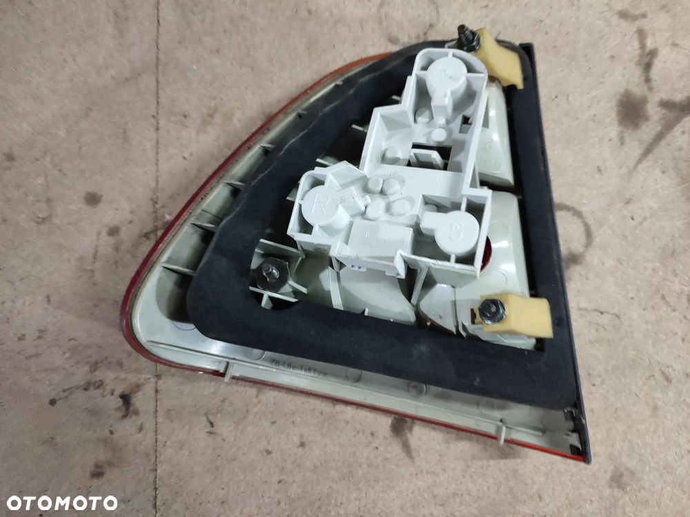 Lampa tył BMW E46 - 11