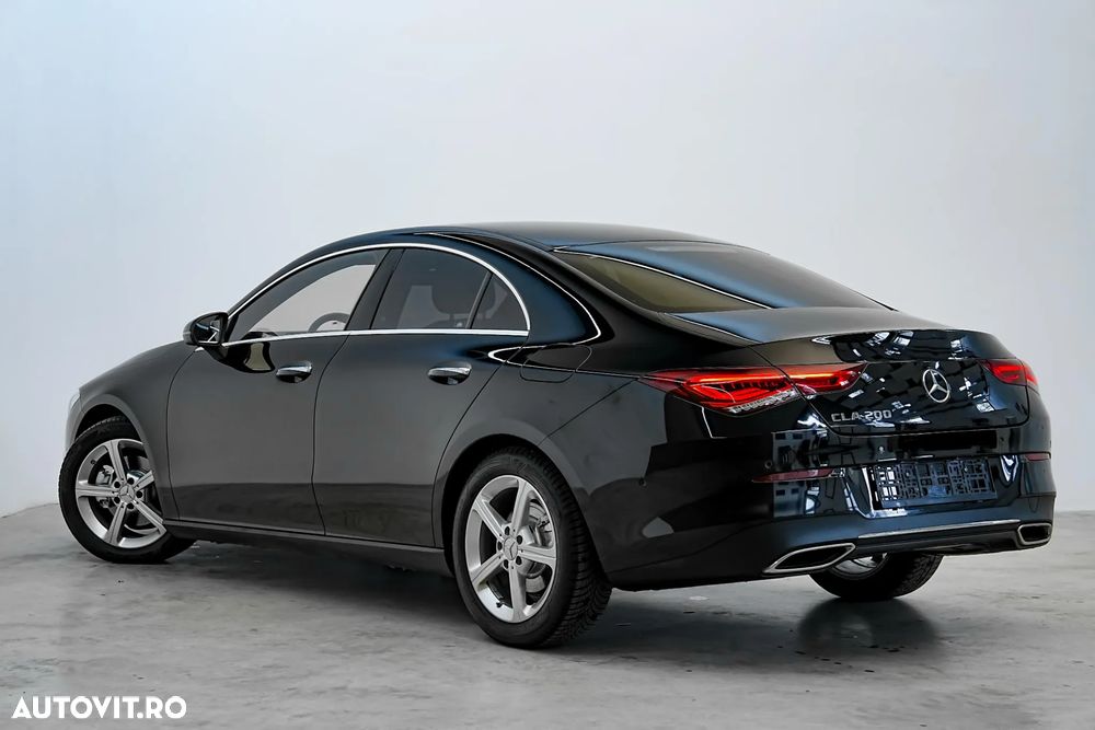 Mercedes-Benz CLA 200 - 8