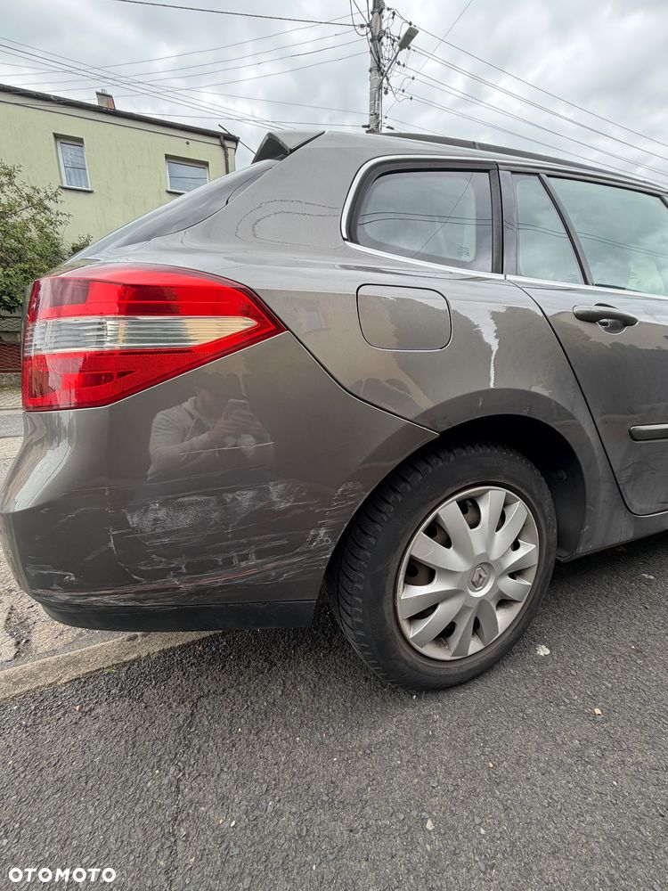 Renault Laguna 1.5 dCi Authentique - 9
