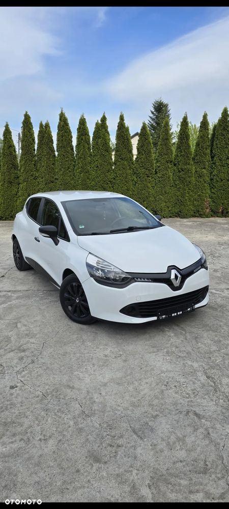 Renault Clio - 8