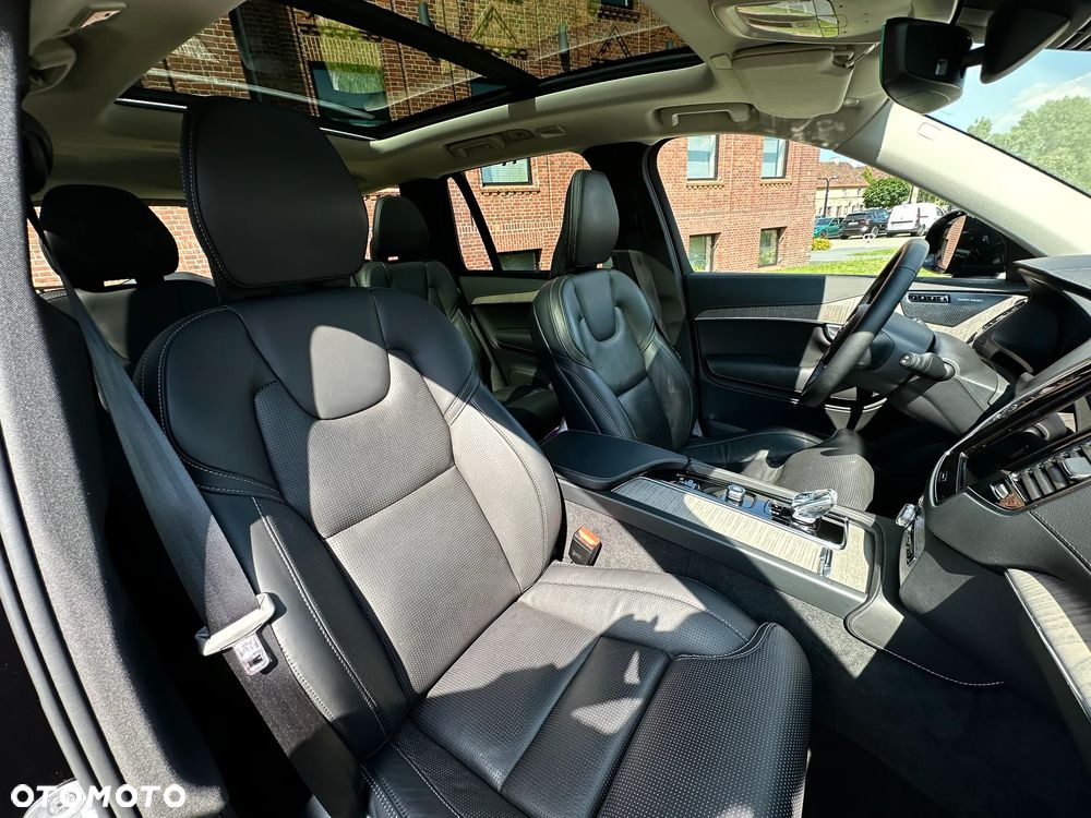 Volvo XC 90 - 13