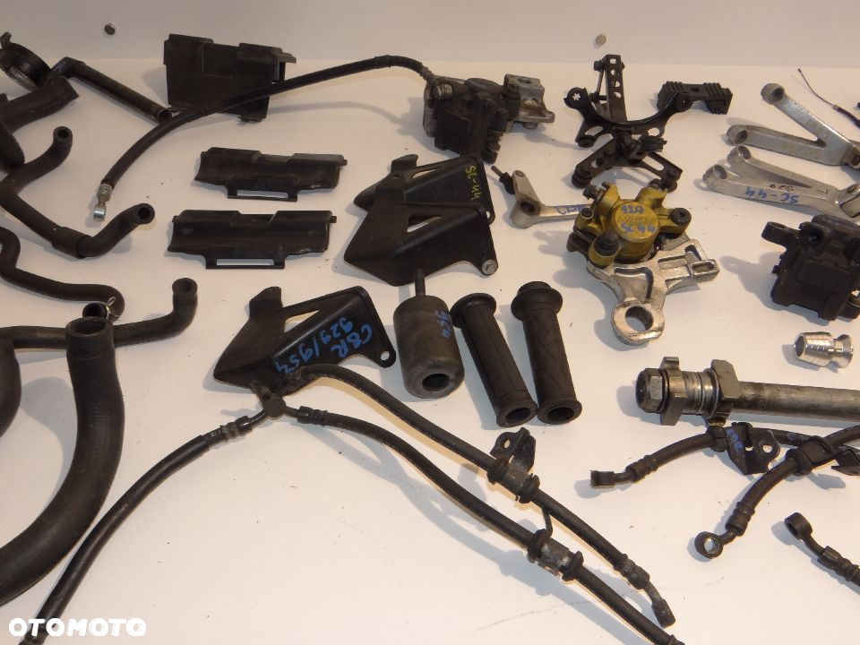 CB 929 954 SC50 SC4 Części zacisk hamulca tył, set + podnóżek , stopka boczna, przewody wody przewody hamulca przód - 6