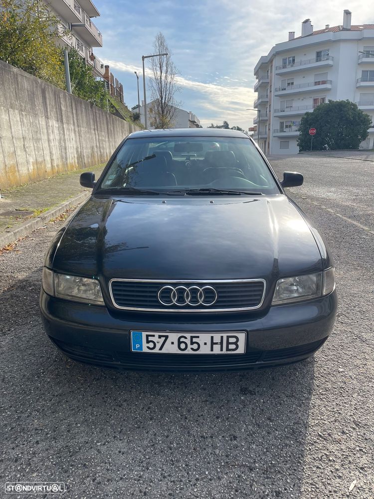 Audi A4 1.6 Plus - 2