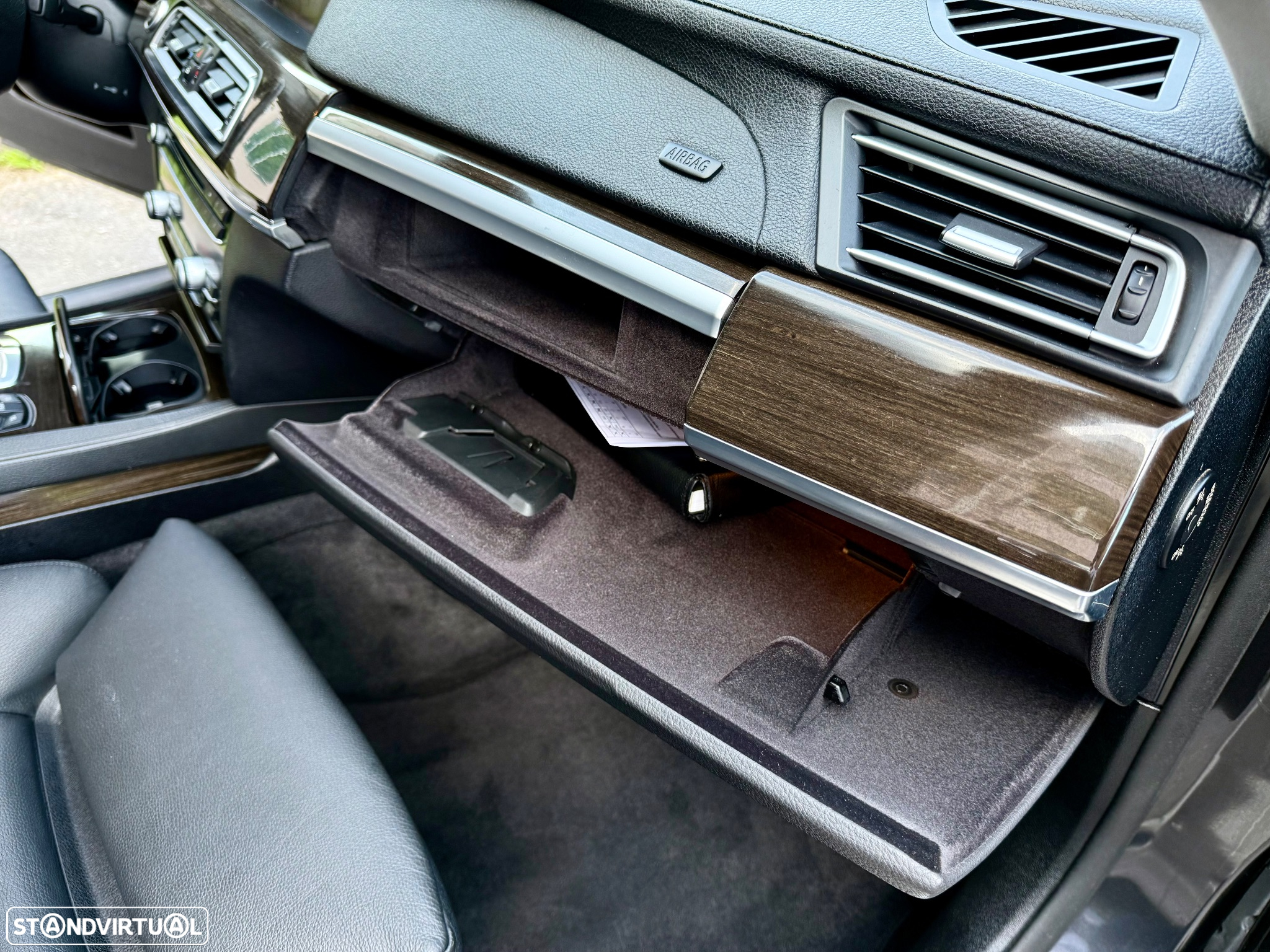 BMW 730 d Pack M - 28