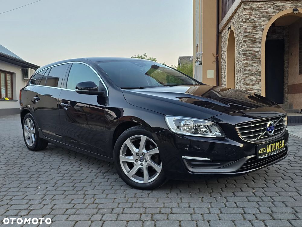 Volvo V60 D4 Momentum - 7