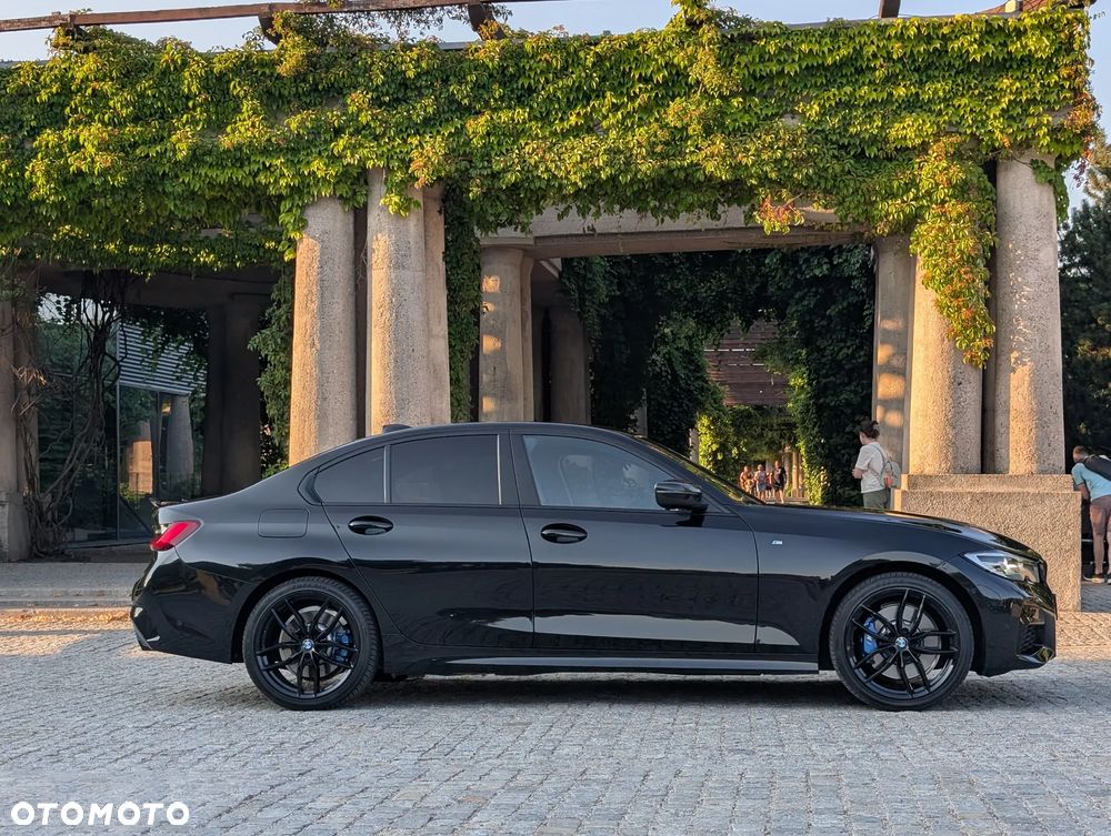 BMW Seria 3 330e M Sport - 8