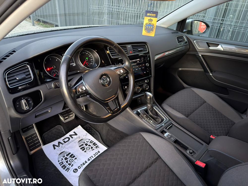 Volkswagen Golf 1.6 TDI SCR DSG Join - 11