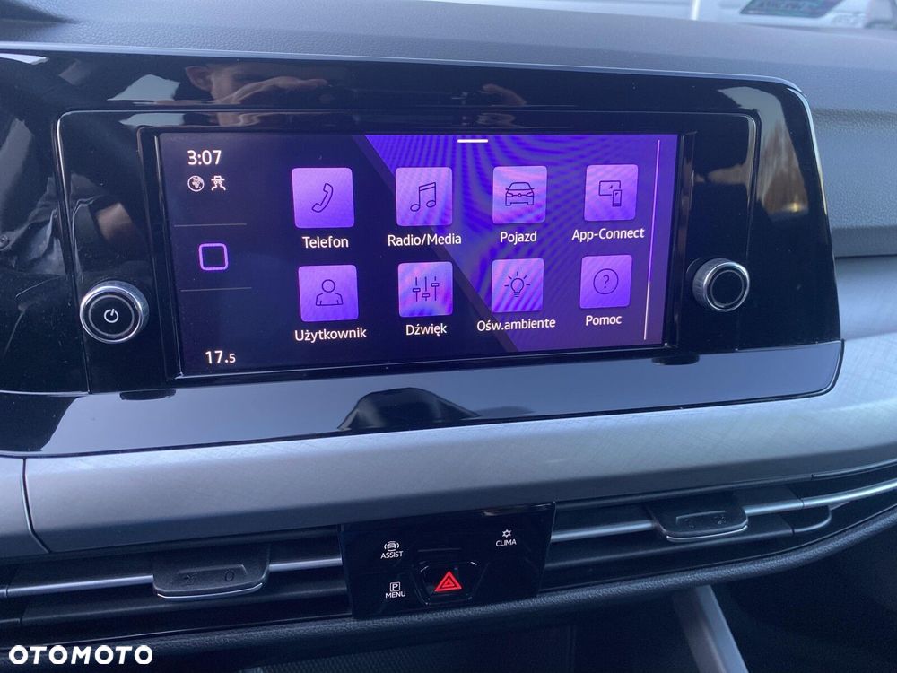 Volkswagen Golf Variant - 24