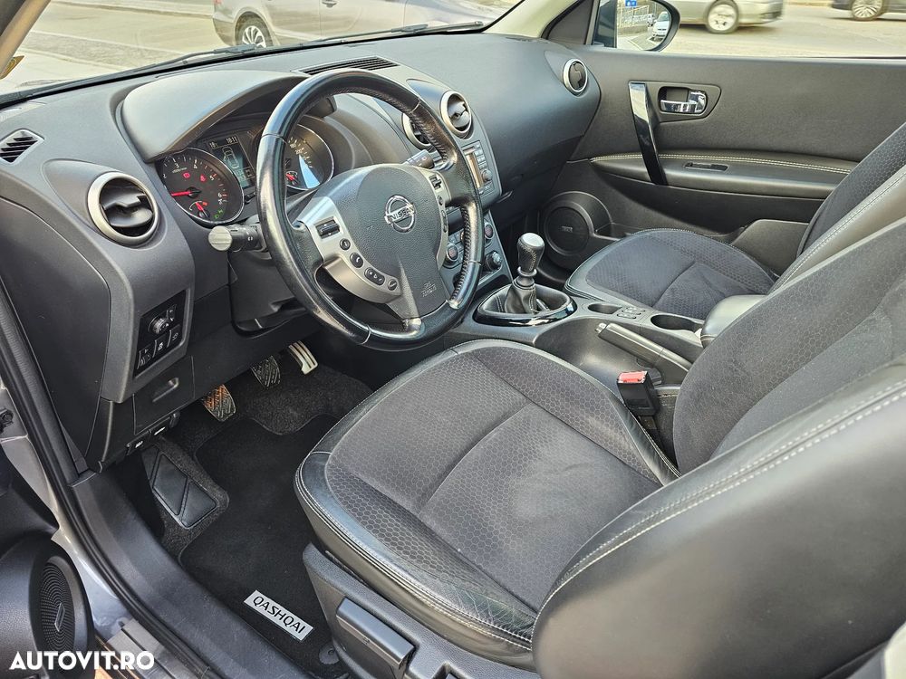 Nissan Qashqai 1.6 DCI TEKNA - 26
