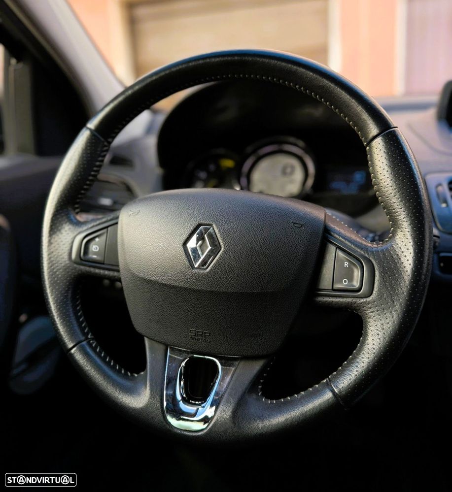 Renault Mégane Sport Tourer 1.5 dCi Bose Edition EDC - 14