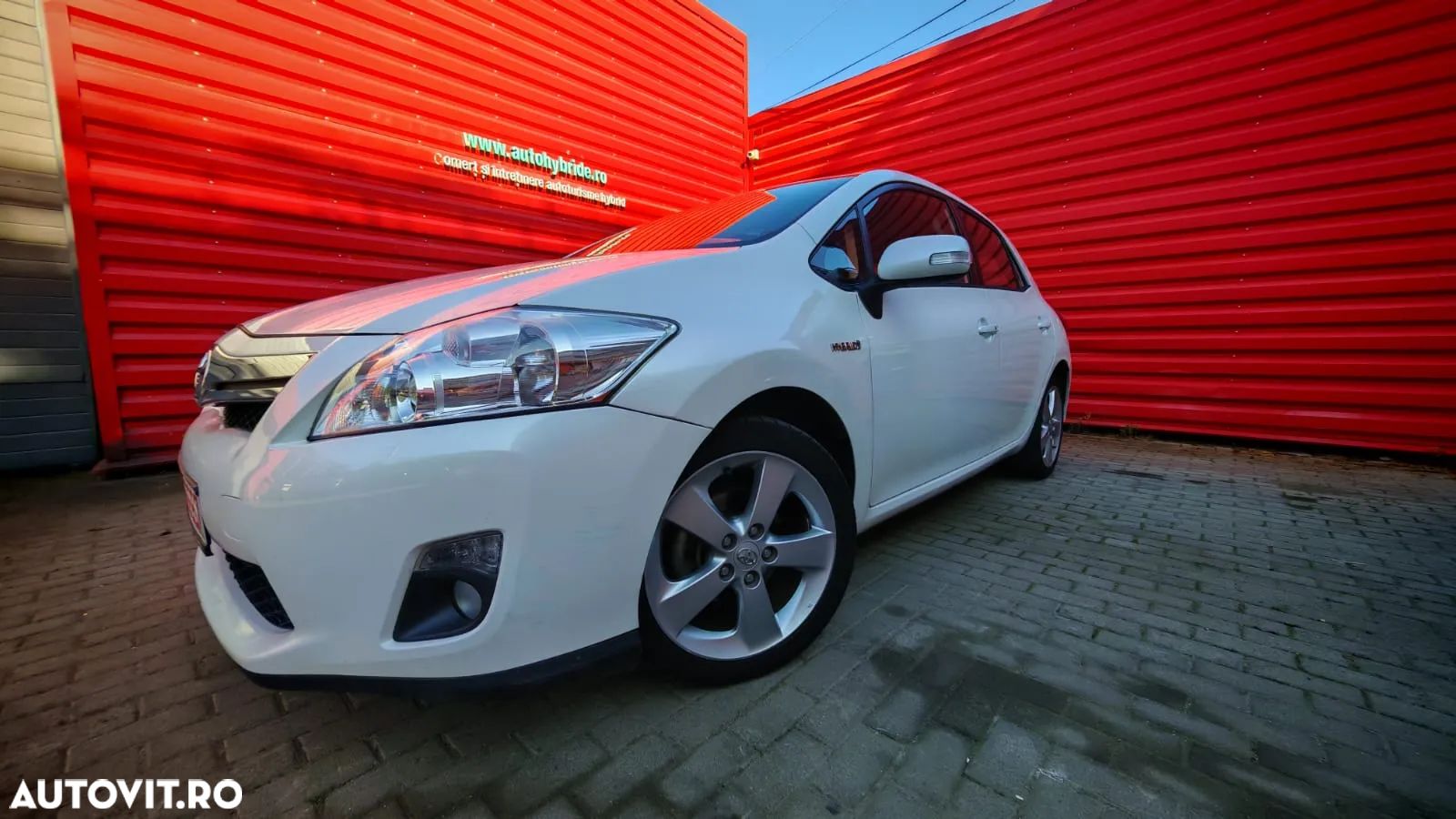 Toyota Auris 1.8 Hybrid Life - 1