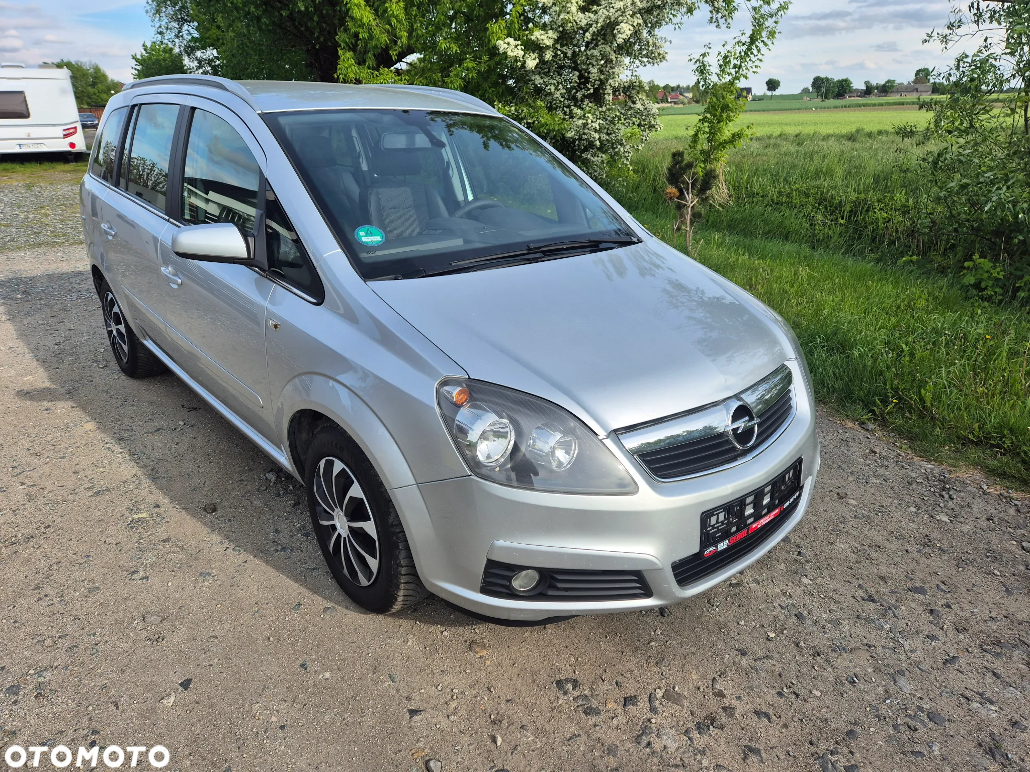 Opel Zafira 1.8 Design Edition - 6