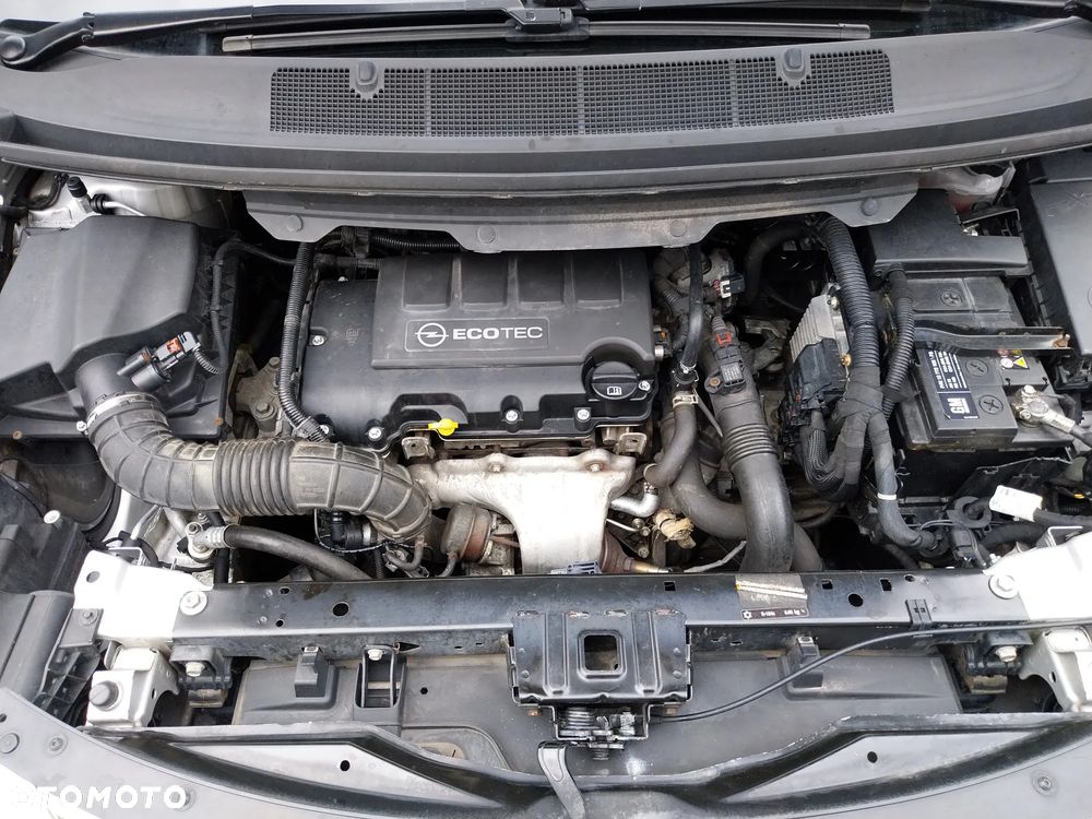 Opel Zafira Tourer 1.4 Turbo Selection - 11