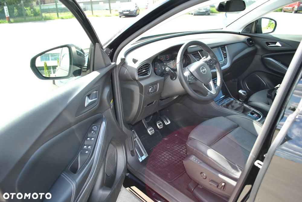 Opel Grandland X 1.2 T GPF Elegance Business Pack S&S - 9