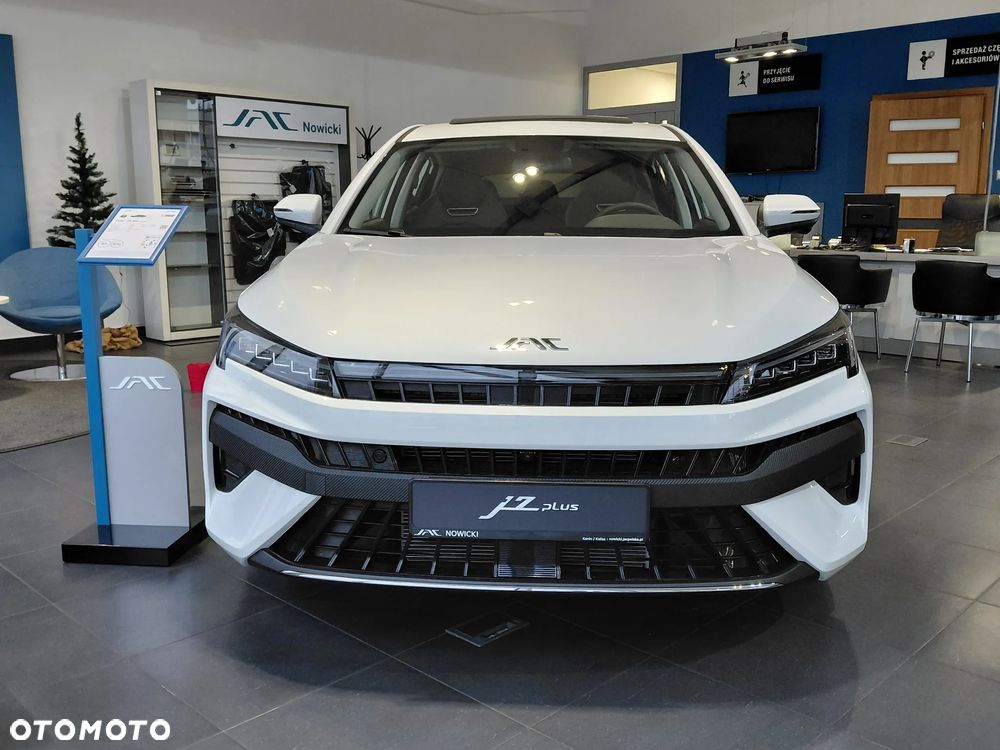 JAC J7 Plus CVT - 6