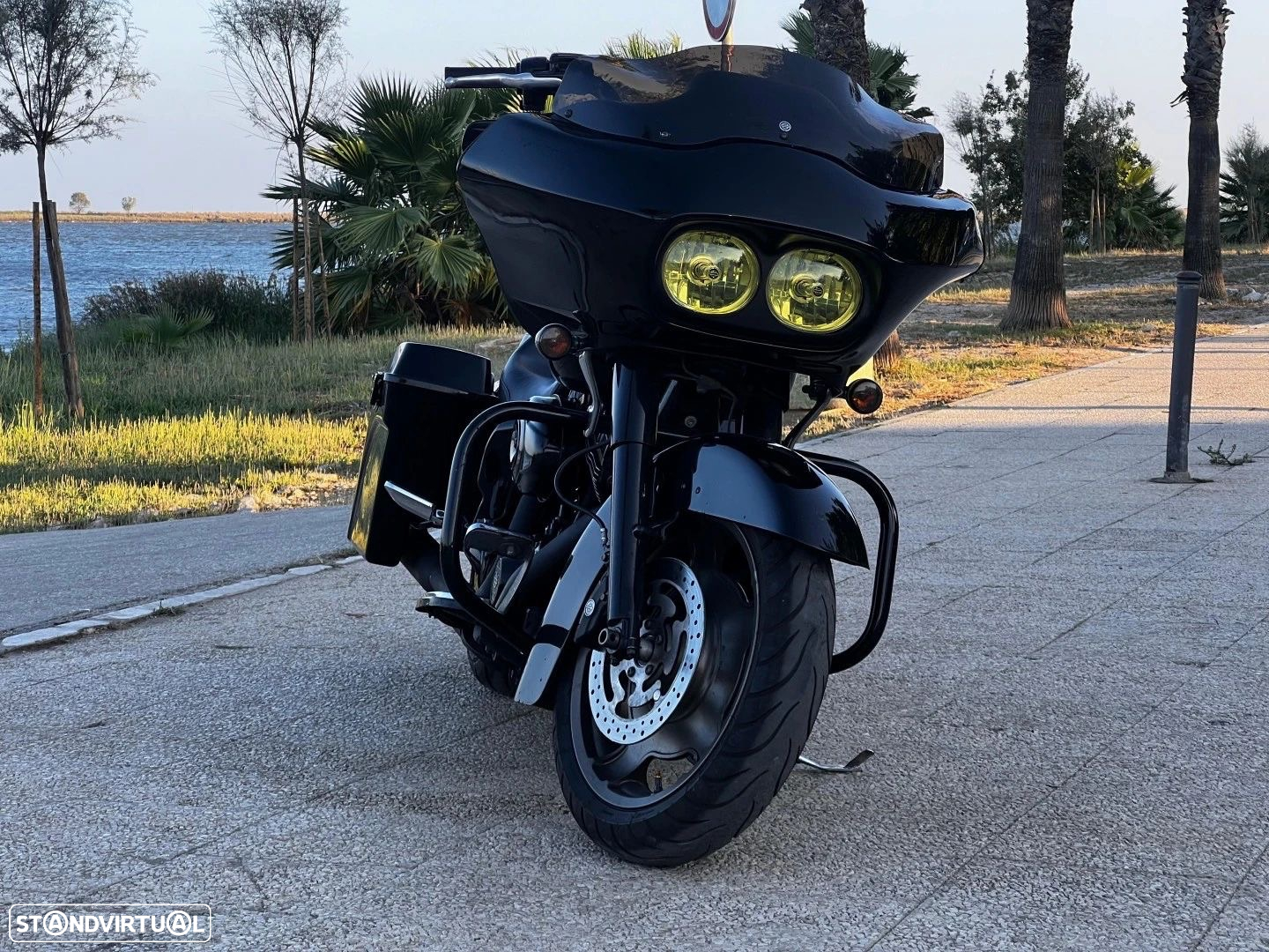 Harley-Davidson Road - 2