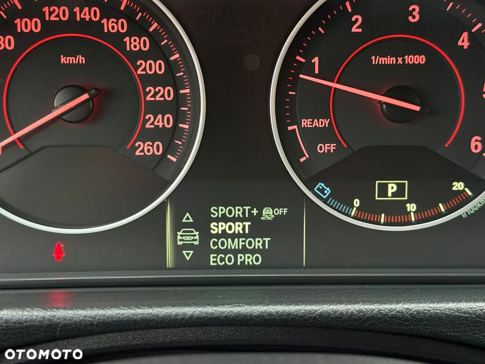 BMW Seria 3 320d xDrive Sport-Aut Sport Line - 35