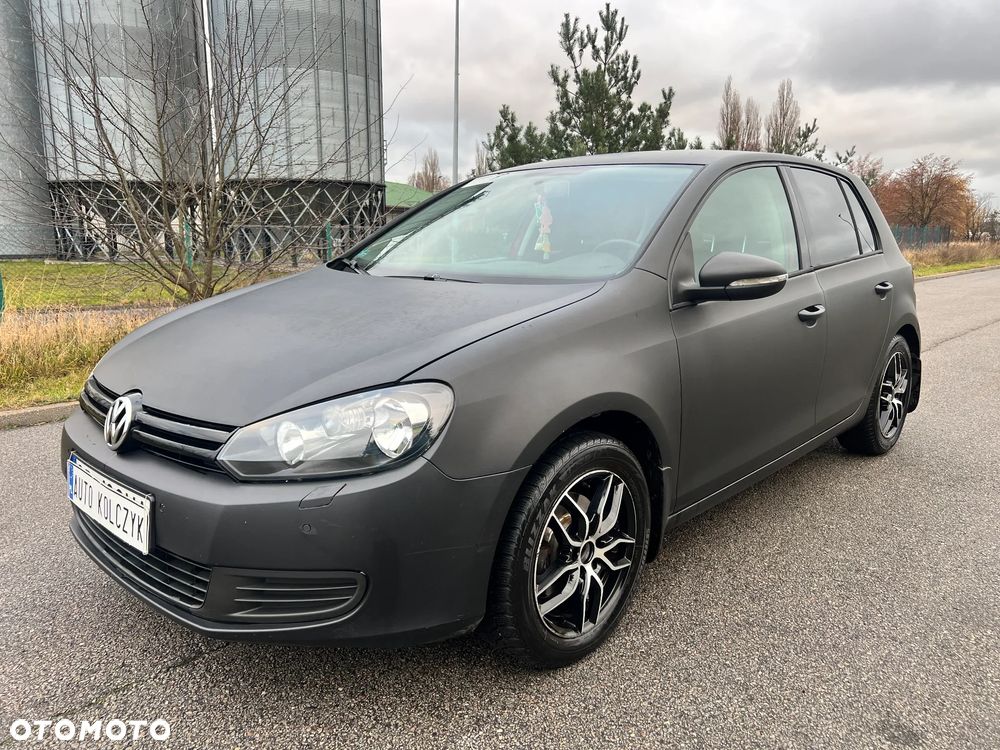 Volkswagen Golf - 1
