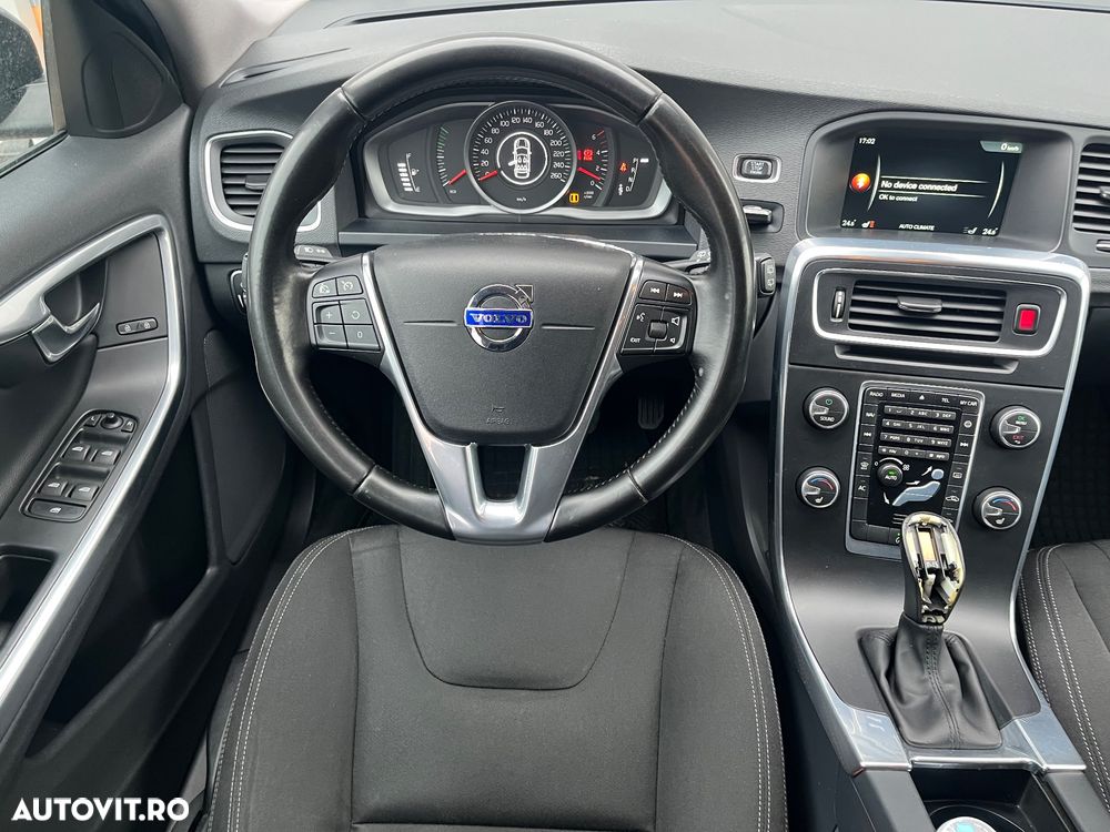 Volvo V60 D4 Momentum - 21