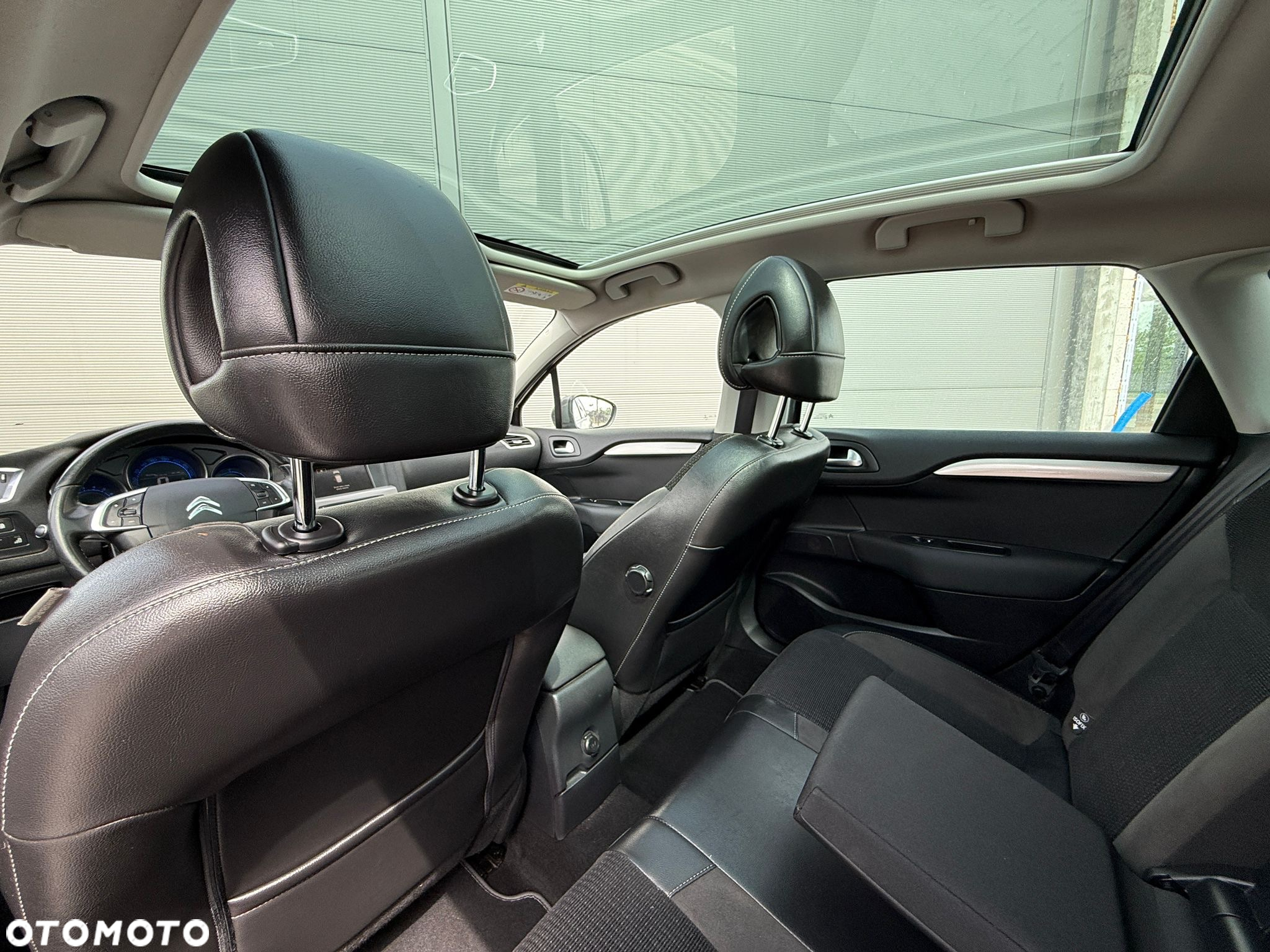 Citroën C4 PureTech e-THP 130 Exclusive - 21