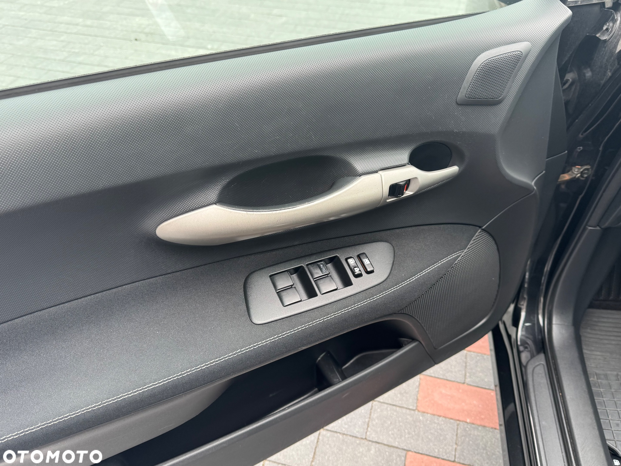 Toyota Auris 1.33 VVT-i Premium - 31