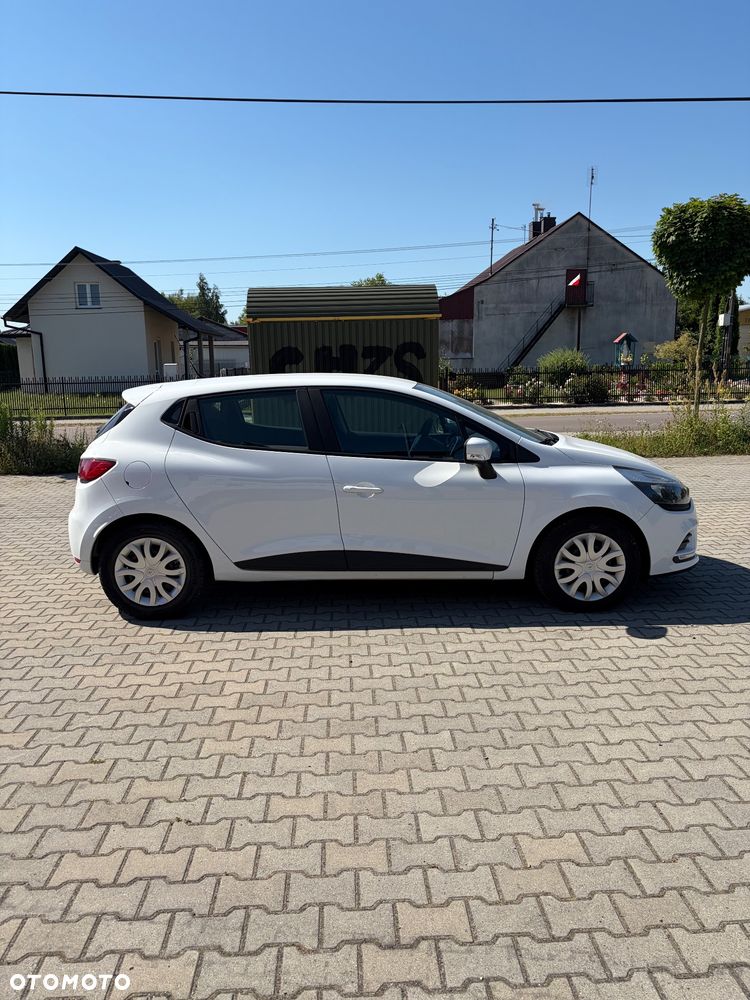 Renault Clio - 7