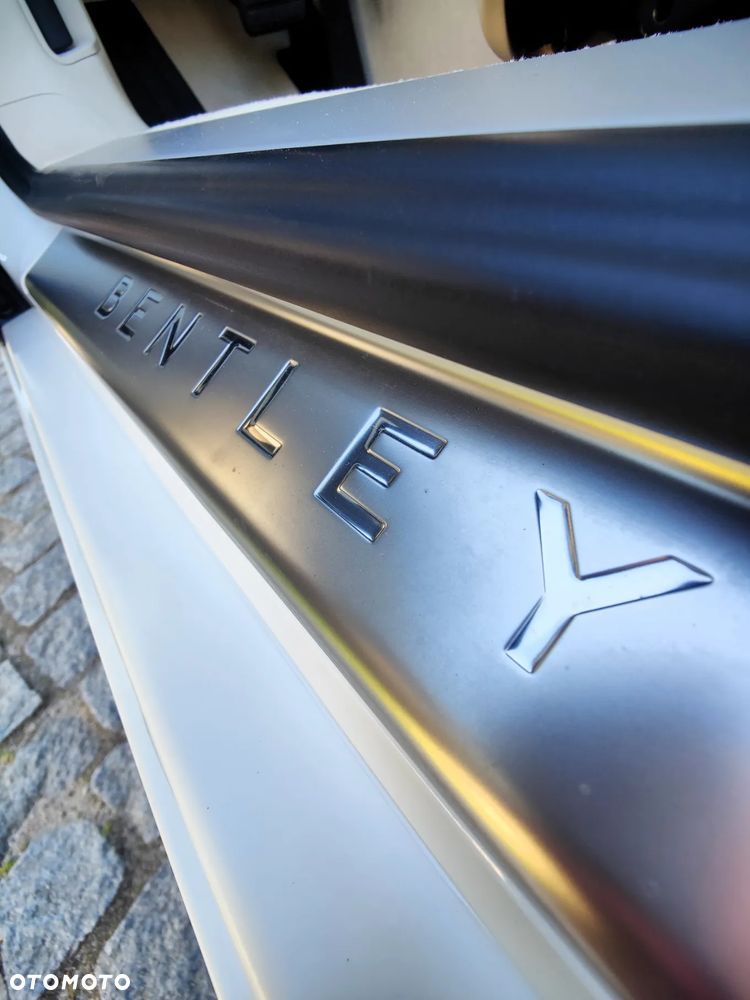 Bentley Continental GT New V8 S - 24