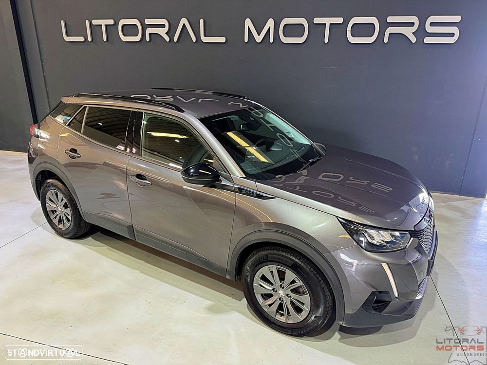 Peugeot 2008 1.2 PureTech Allure - 3