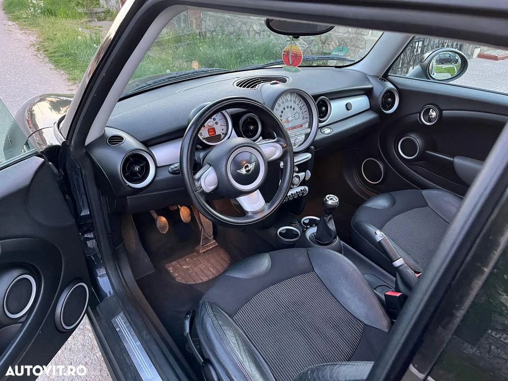 Mini Cooper Cabrio - 14