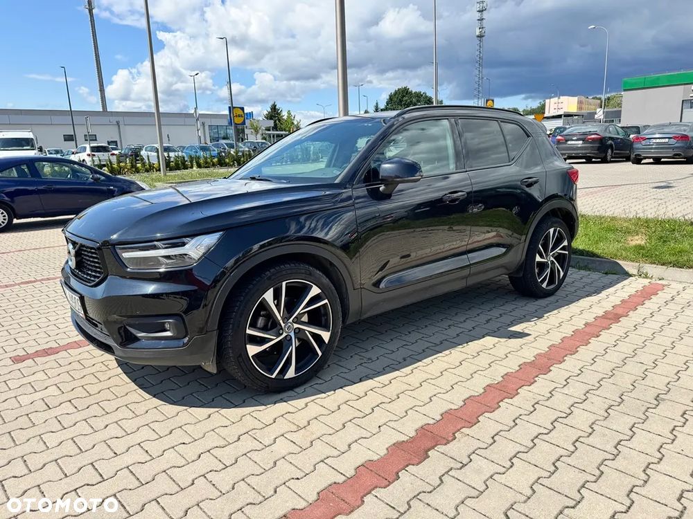 Volvo XC 40 T5 AWD R-Design - 1