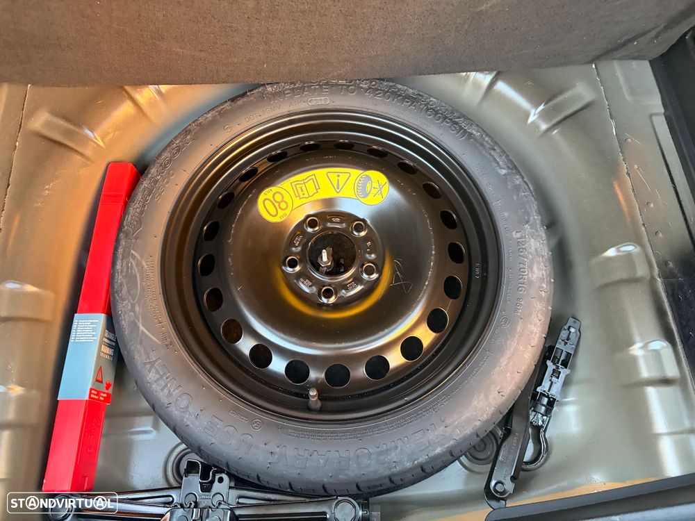 Ford Focus SW 1.5 TDCi EcoBlue Connected - 14