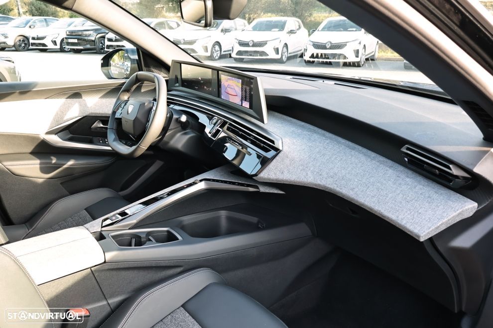 Peugeot 5008 1.2 Hybrid Allure e-DCS6 - 13