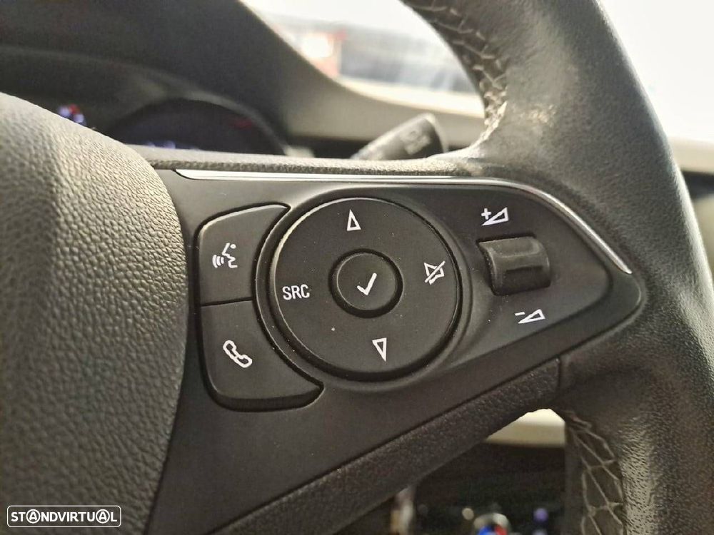 Opel Crossland X - 16