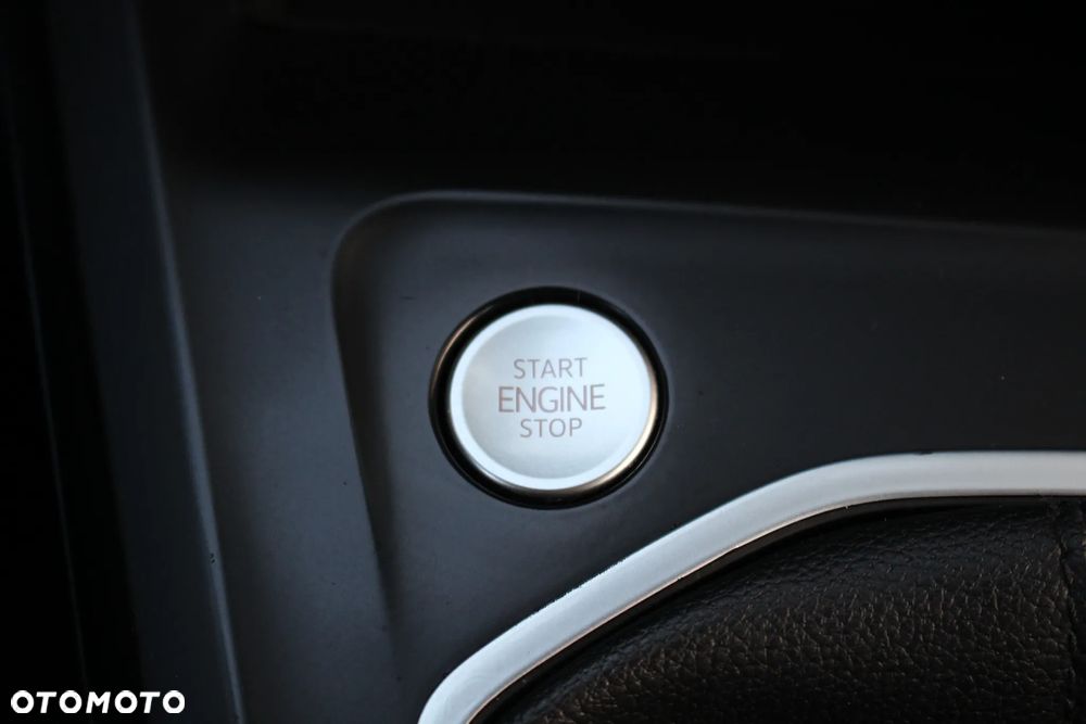 Volkswagen Golf - 15