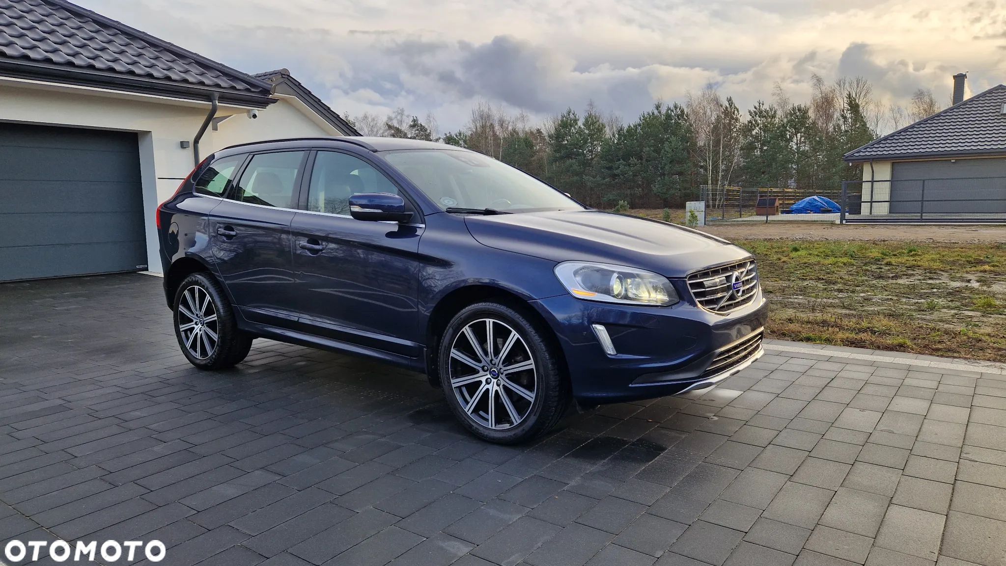 Volvo XC 60 D4 Geartronic Momentum - 1