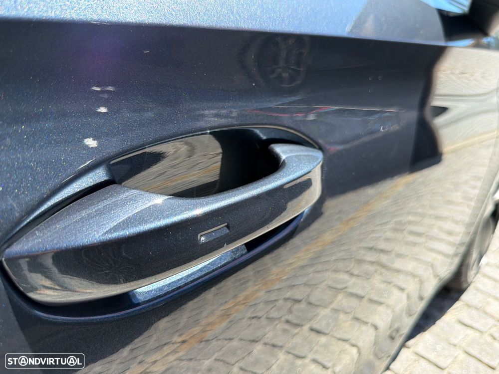 CUPRA Leon ST 1.4 e-Hybrid MID DSG — fotografia 12