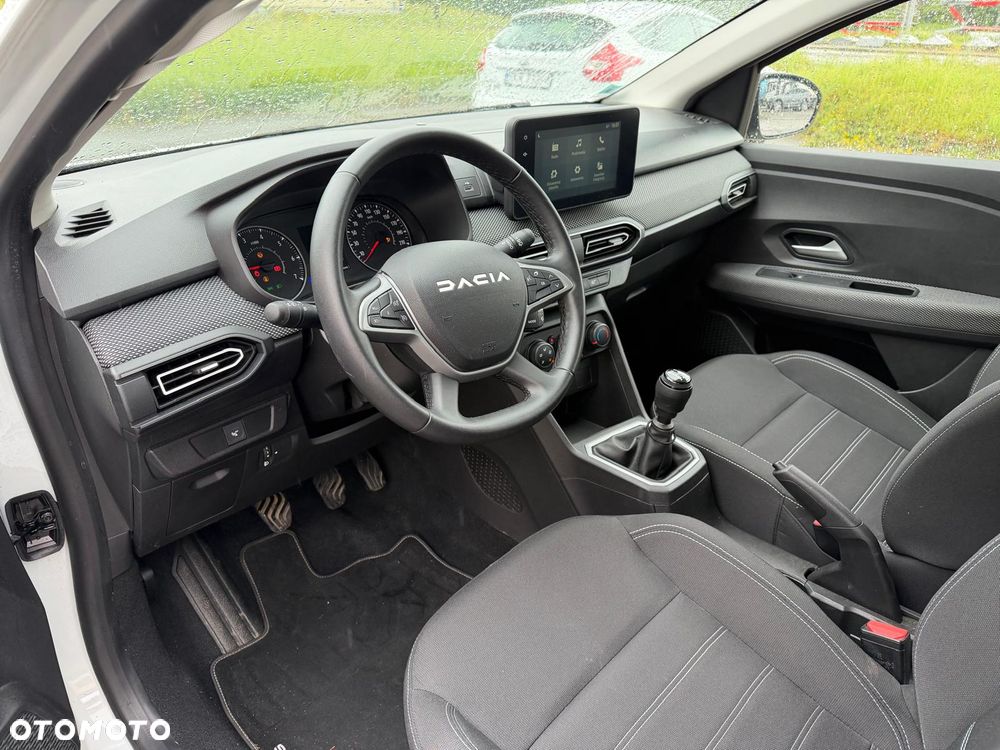 Dacia Sandero - 10