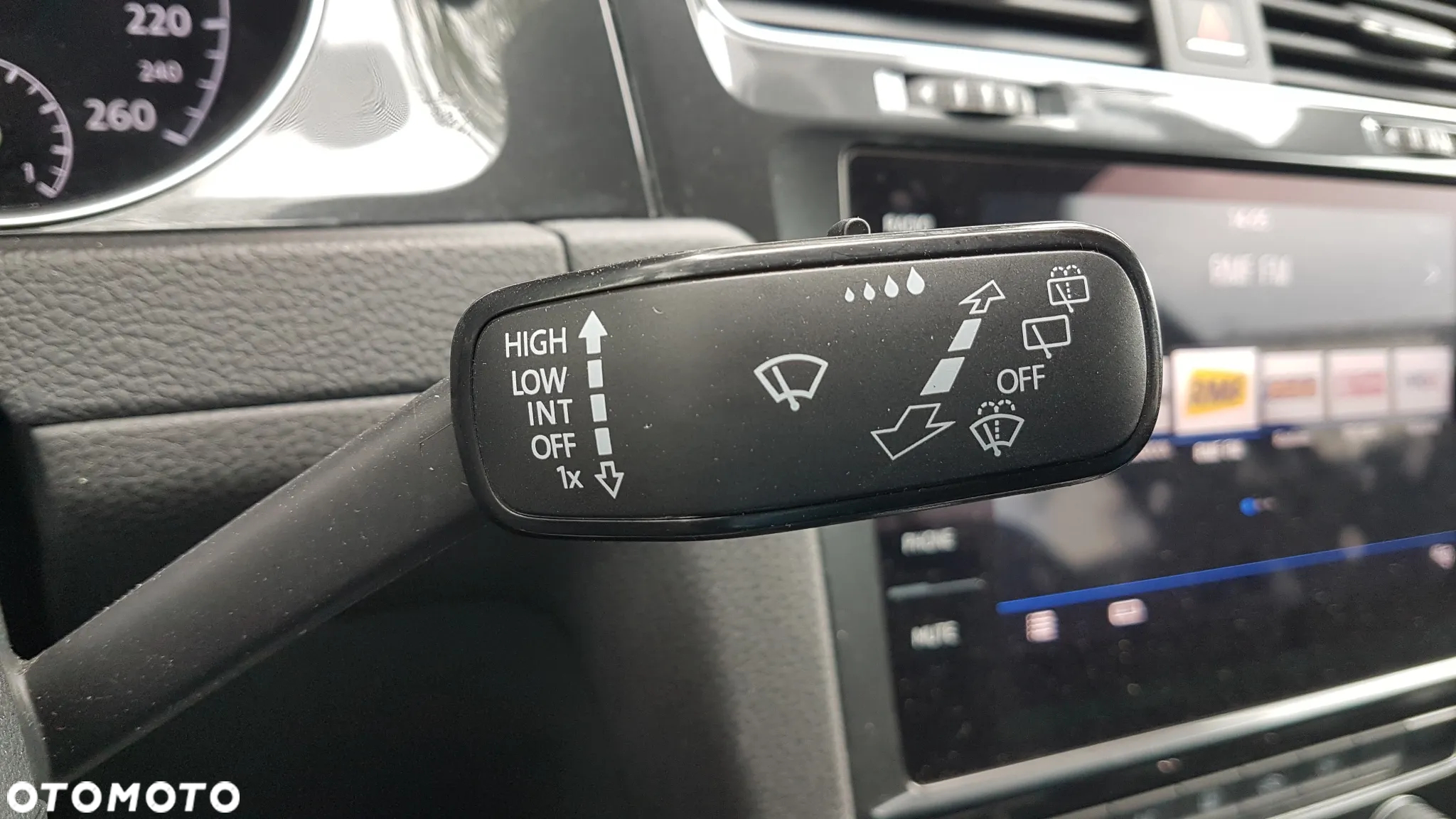 Volkswagen Golf VII 1.6 TDI BMT Comfortline - 27
