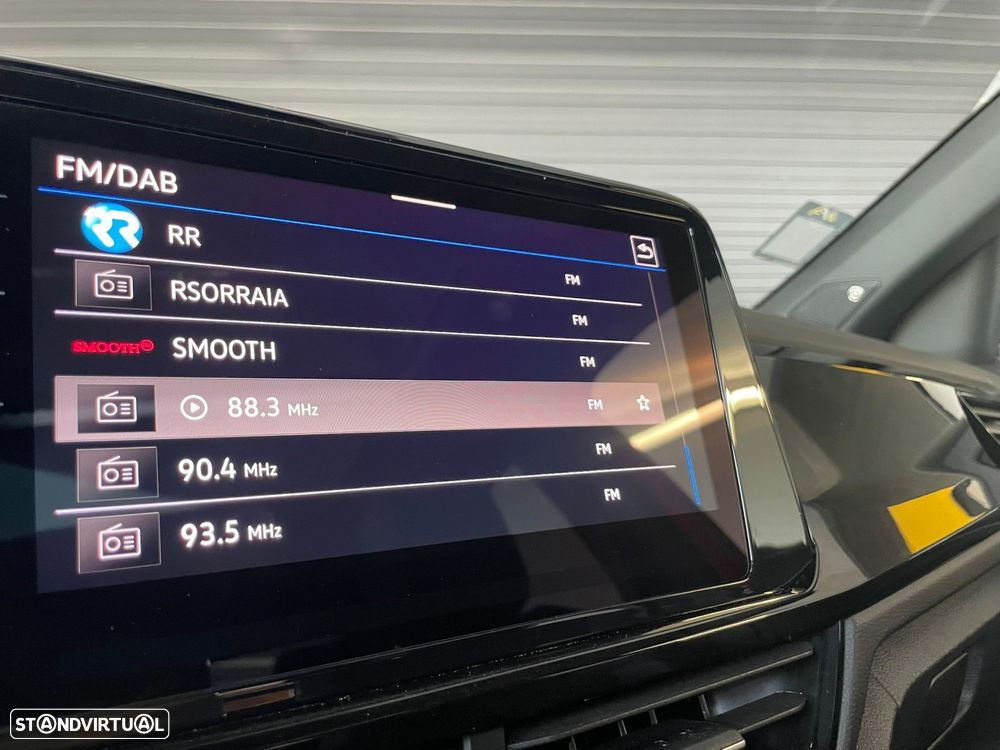 VW T-Roc 1.5 TSI R-Line DSG - 24