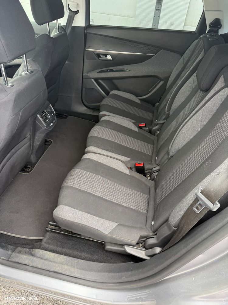 Peugeot 5008 BlueHDI 130 Active - 32
