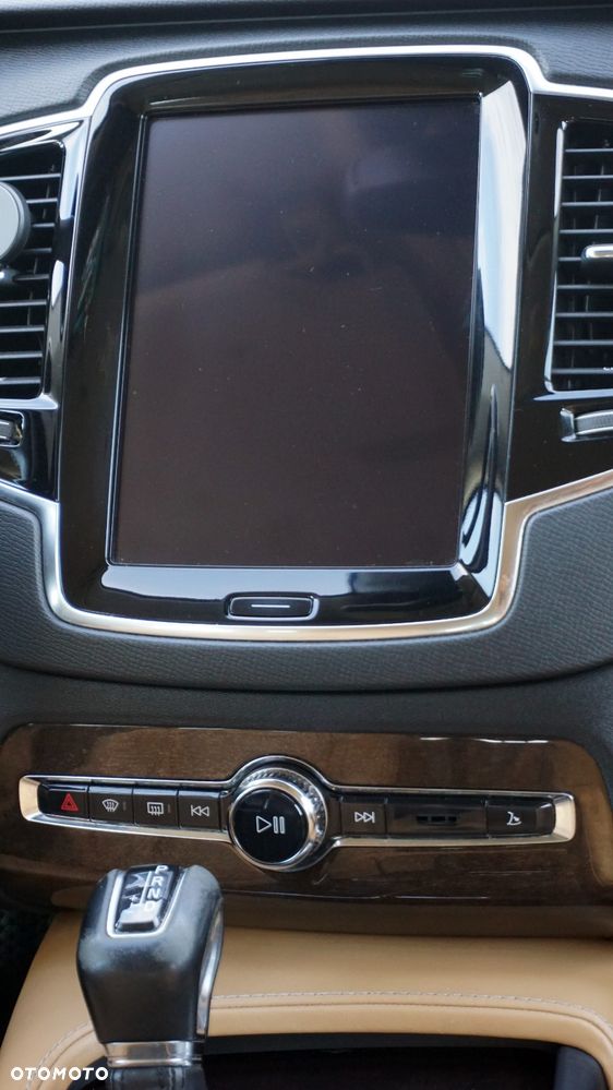 Volvo XC 90 - 15
