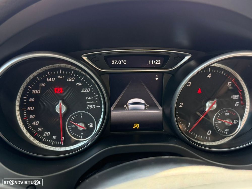 Mercedes-Benz CLA 180 d Shooting Brake Urban - 26