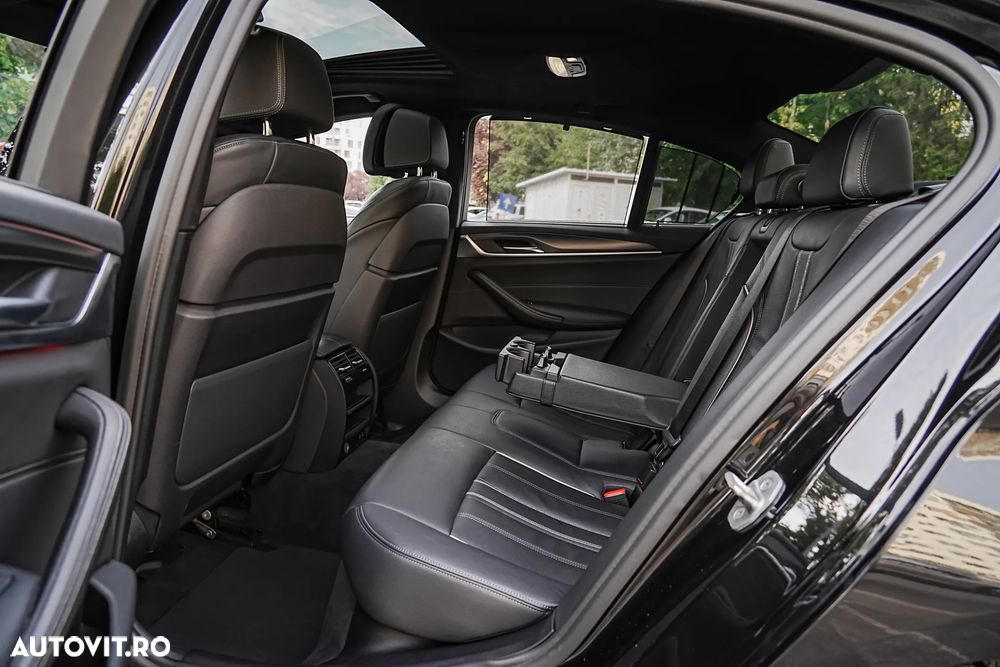 BMW Seria 5 530e Aut. M Sport Edition - 8