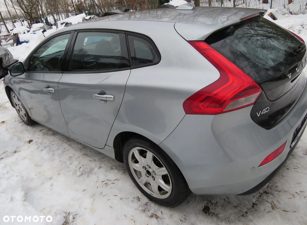 BŁOTNIK ĆWIARTKA LEWY TYŁ TYLNY 477-46 VOLVO V40 II 12-19